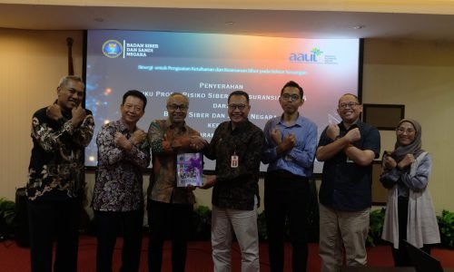 BSSN Sampaikan Buku Profil Risiko Siber Sektor Perasuransian Indonesia 2025 kepada AAUI