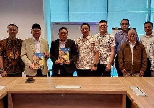 Dukung Program Ketahanan Pangan Nasional, AAUI Serahkan Peta Jalan Pengembangan Asuransi Inklusif untuk Kesejahteraan Petani Indonesia kepada Otoritas Jasa Keuangan